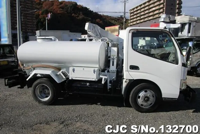2008 Hino / Dutro Stock No. 132700