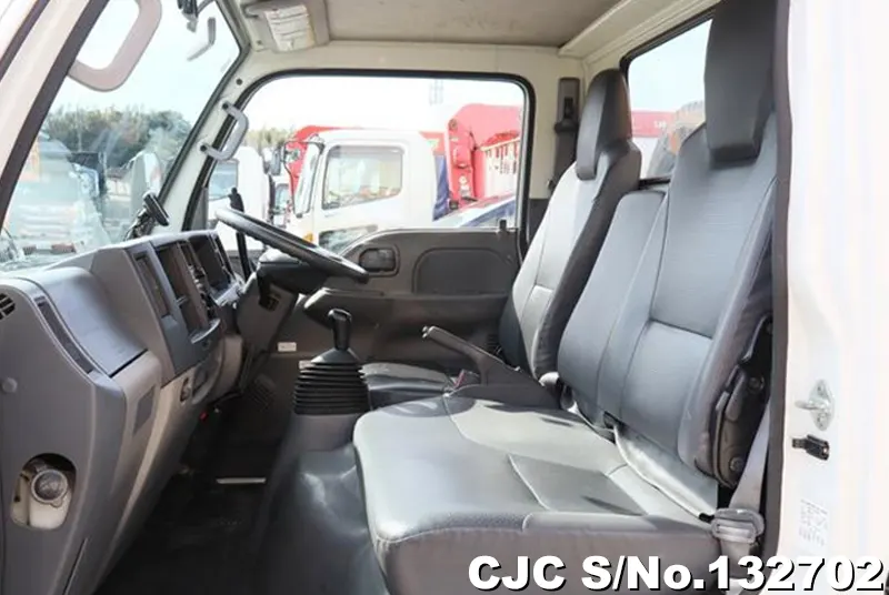 2013 Isuzu / Elf Stock No. 132702