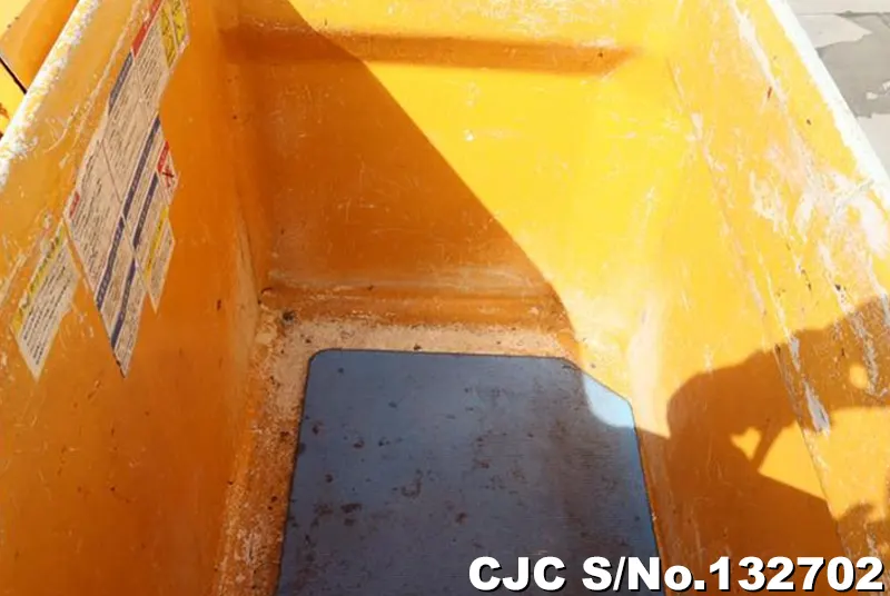 2013 Isuzu / Elf Stock No. 132702