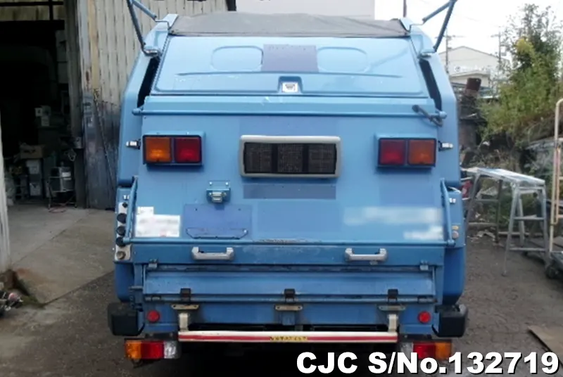 2013 Hino / Dutro Stock No. 132719