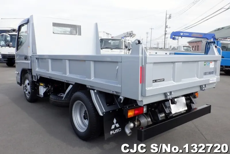 2025 Mitsubishi / Canter Stock No. 132720
