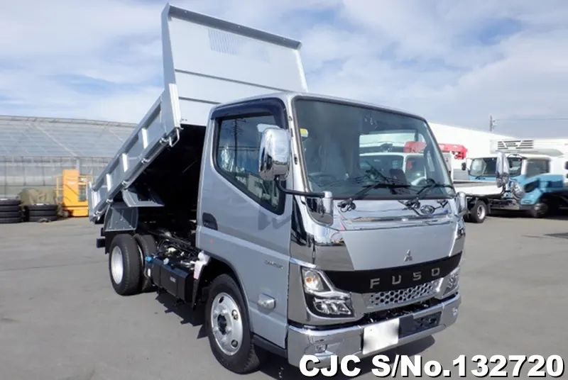 2025 Mitsubishi / Canter Stock No. 132720