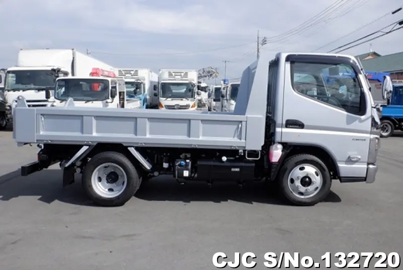 2025 Mitsubishi / Canter Stock No. 132720