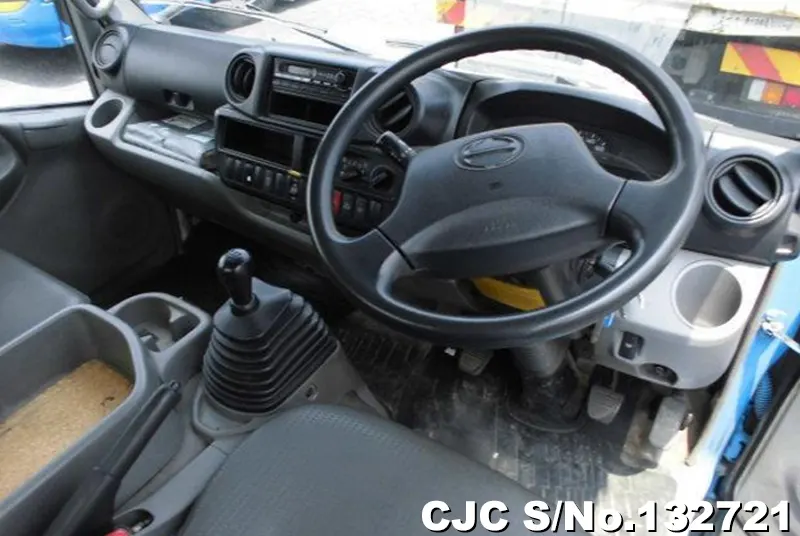 2014 Hino / Dutro Stock No. 132721