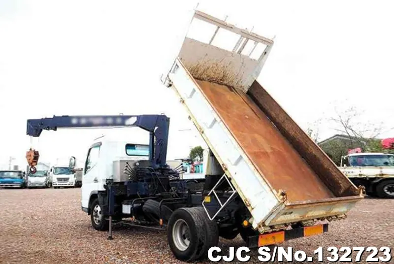 2004 Mitsubishi / Canter Stock No. 132723