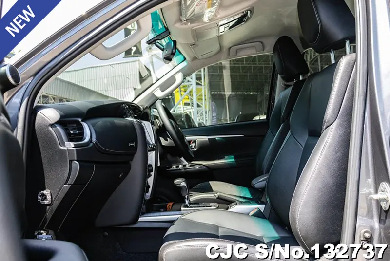 2022 Toyota / Fortuner Stock No. 132737