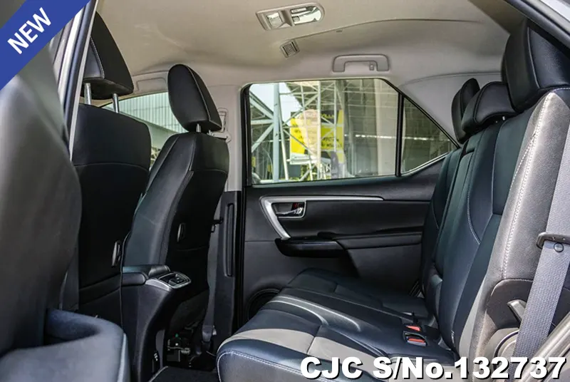 2022 Toyota / Fortuner Stock No. 132737