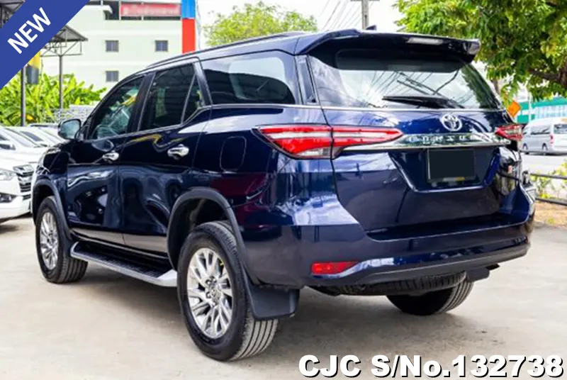 2022 Toyota / Fortuner Stock No. 132738