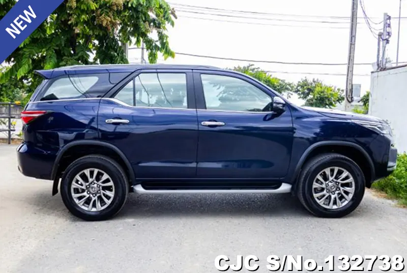 2022 Toyota / Fortuner Stock No. 132738