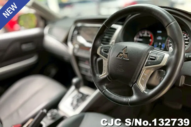 2022 Mitsubishi / Triton Stock No. 132739