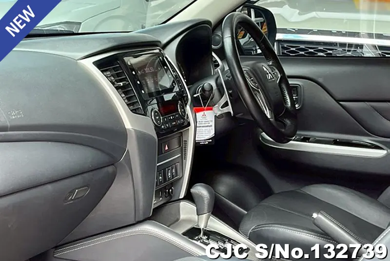 2022 Mitsubishi / Triton Stock No. 132739