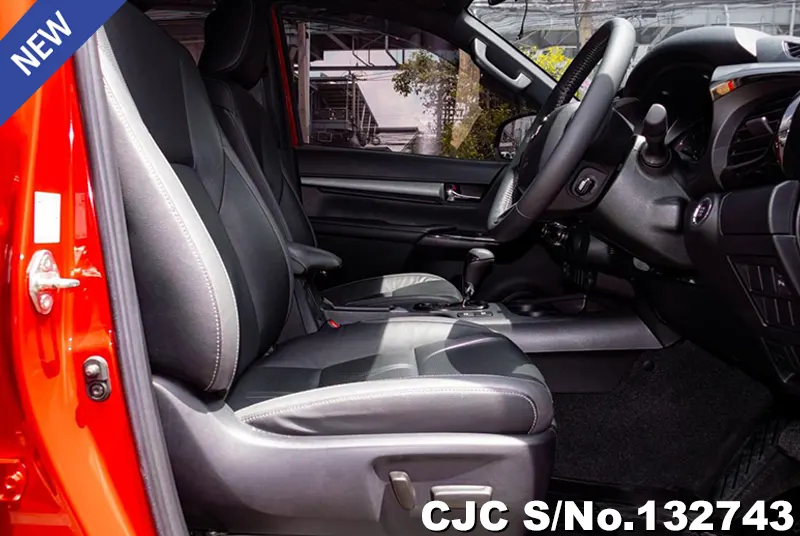 2020 Toyota / Hilux / Revo Rocco Stock No. 132743