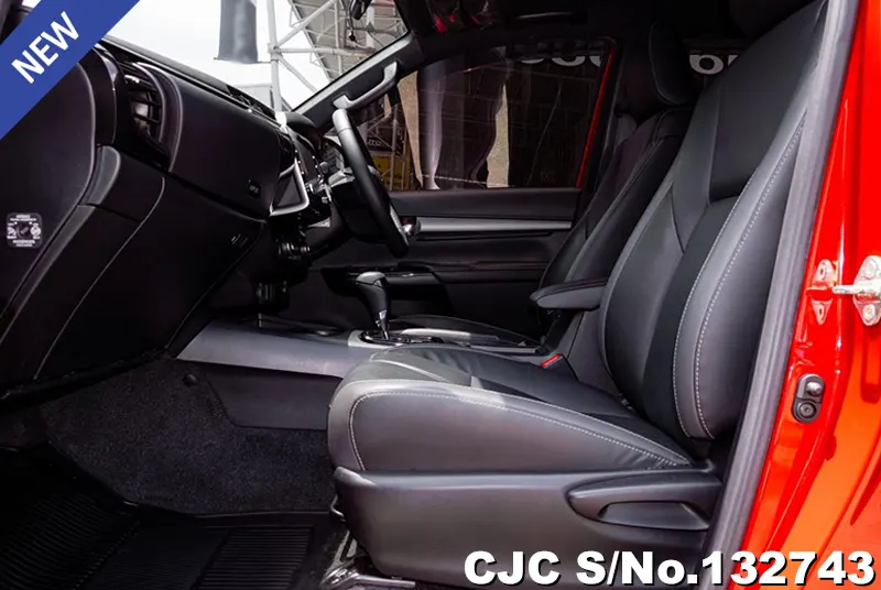 2020 Toyota / Hilux / Revo Rocco Stock No. 132743