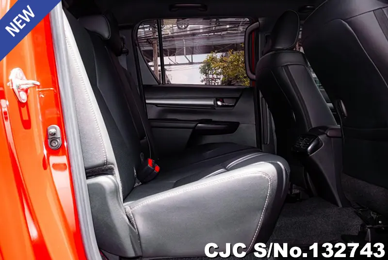 2020 Toyota / Hilux / Revo Rocco Stock No. 132743