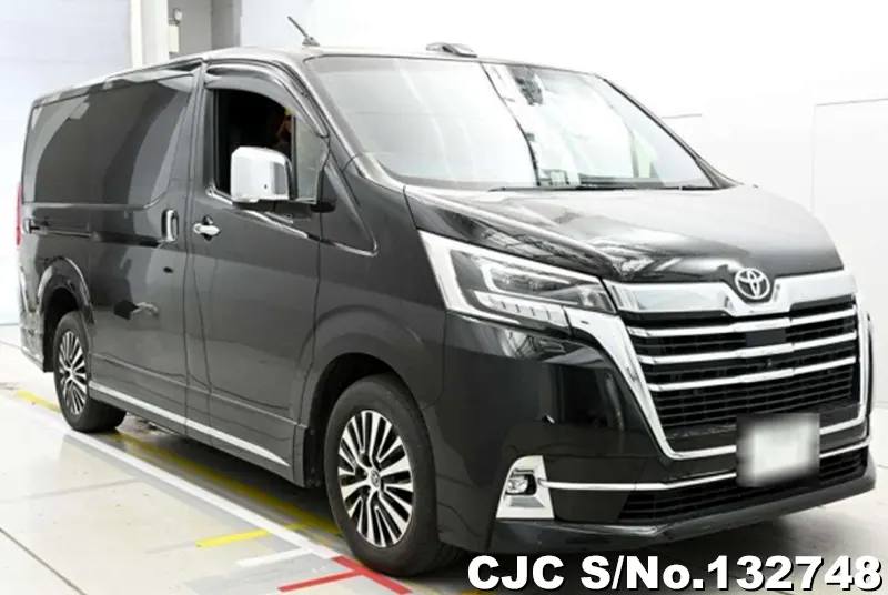 Toyota / GranAce 2021
