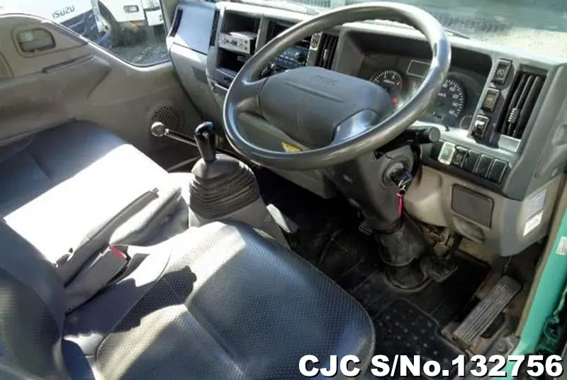 2010 Isuzu / Elf Stock No. 132756