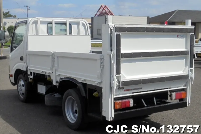 2012 Hino / Dutro Stock No. 132757