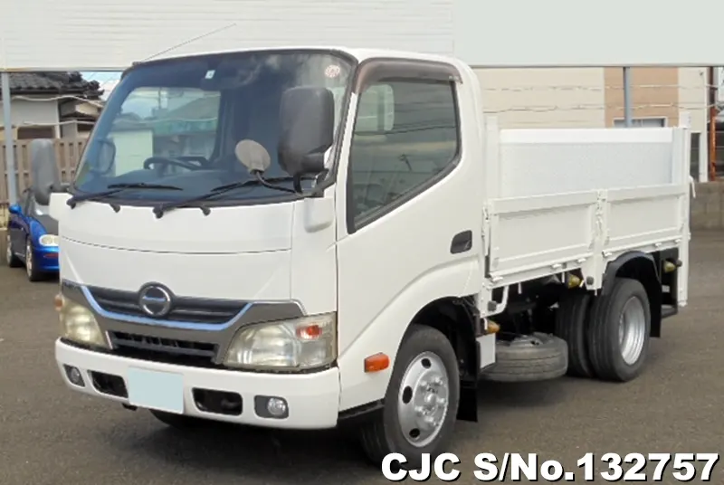 2012 Hino / Dutro Stock No. 132757