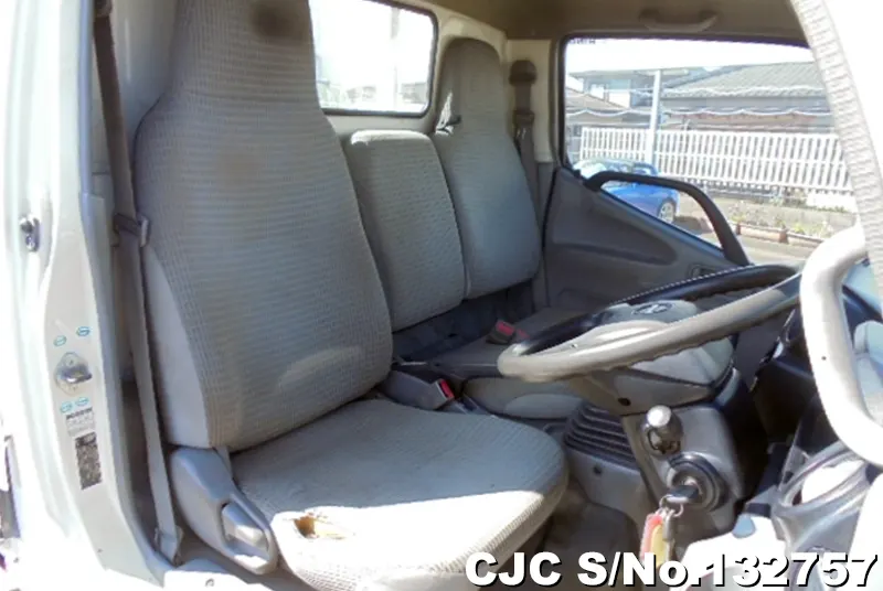 2012 Hino / Dutro Stock No. 132757