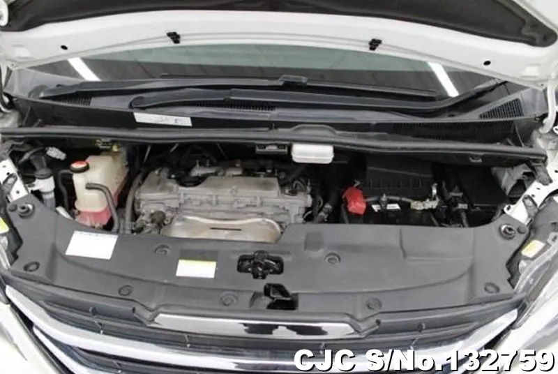 2017 Toyota / Vellfire Stock No. 132759