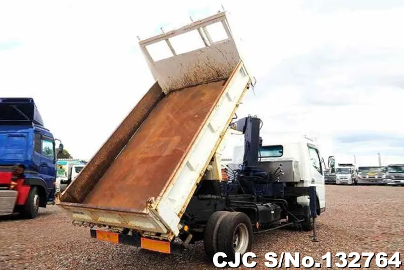 2004 Mitsubishi / Canter Stock No. 132764