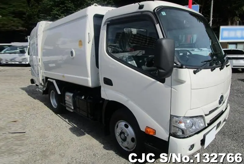 2025 Hino / Dutro Stock No. 132766