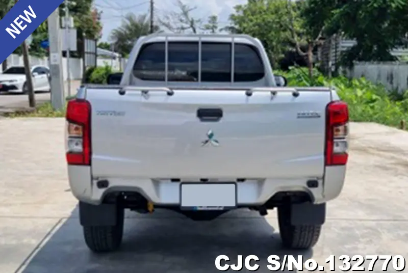 Mitsubishi Triton in Silver for Sale Image 3