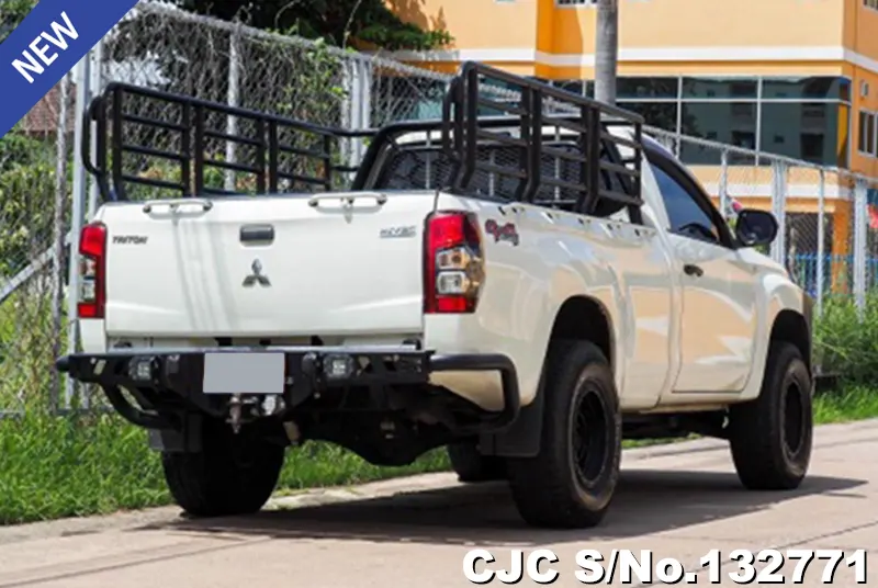 2022 Mitsubishi / Triton Stock No. 132771