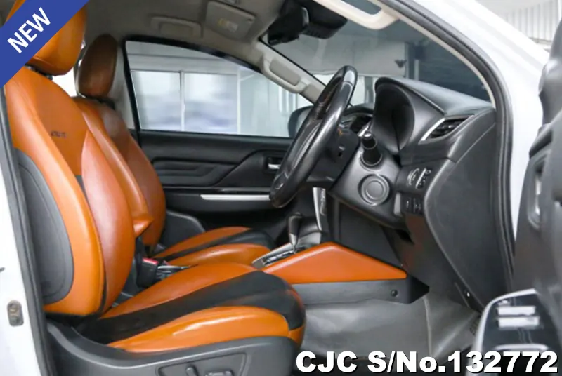 2020 Mitsubishi / Triton Stock No. 132772