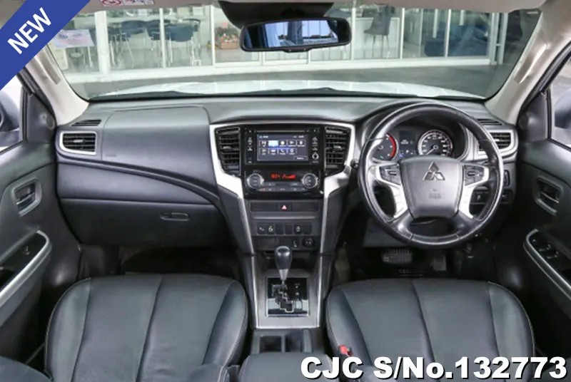 2019 Mitsubishi / Triton Stock No. 132773