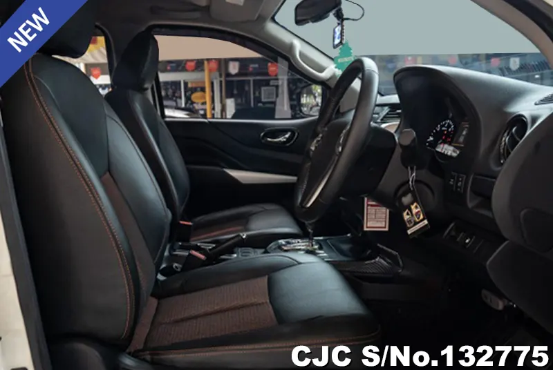 Nissan Navara in White for Sale Image 7