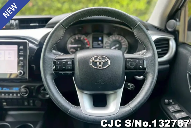 2022 Toyota / Hilux / Revo Stock No. 132787