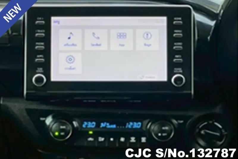 2022 Toyota / Hilux / Revo Stock No. 132787