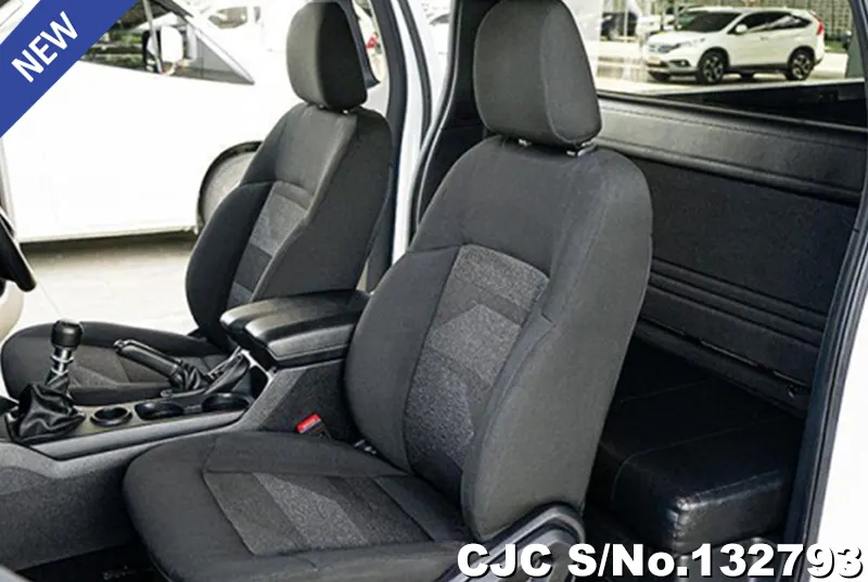 Ford Ranger in White for Sale Image 8