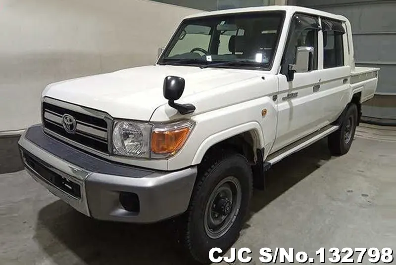 2015 Toyota / Land Cruiser Stock No. 132798
