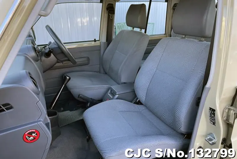 2015 Toyota / Land Cruiser Stock No. 132799