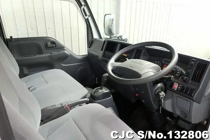 2018 Isuzu / Elf Stock No. 132806