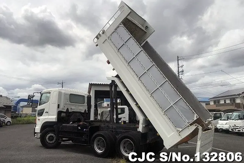 2017 Hino / Profia Stock No. 132808