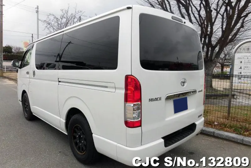 2017 Toyota / Hiace Stock No. 132809
