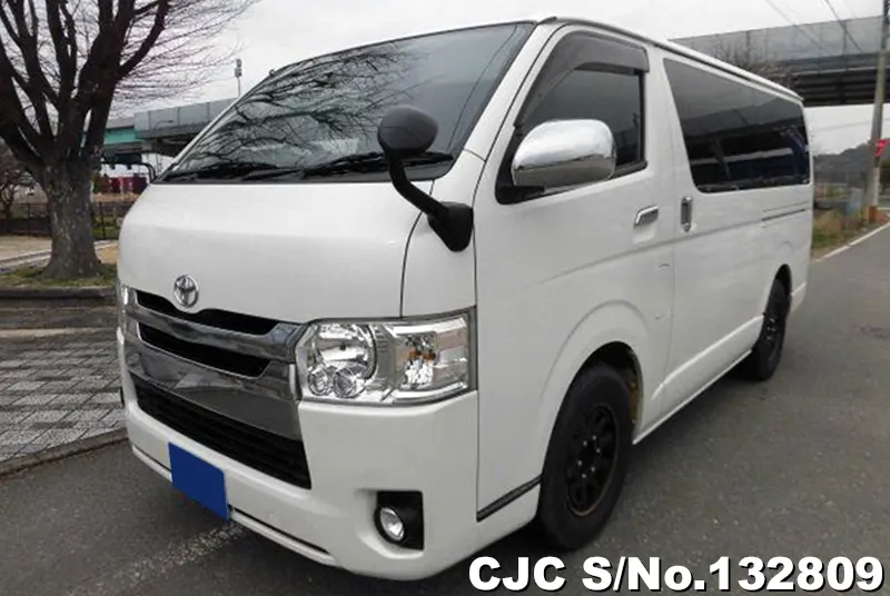 2017 Toyota / Hiace Stock No. 132809