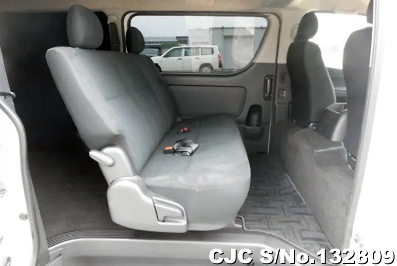 2017 Toyota / Hiace Stock No. 132809