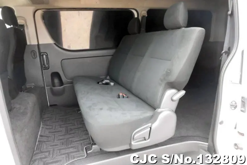 2017 Toyota / Hiace Stock No. 132809