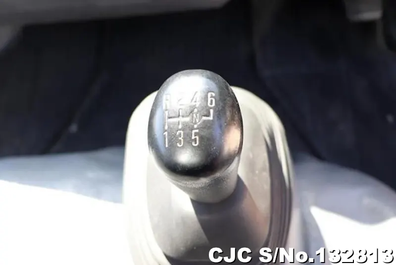 2016 Isuzu / Elf Stock No. 132813