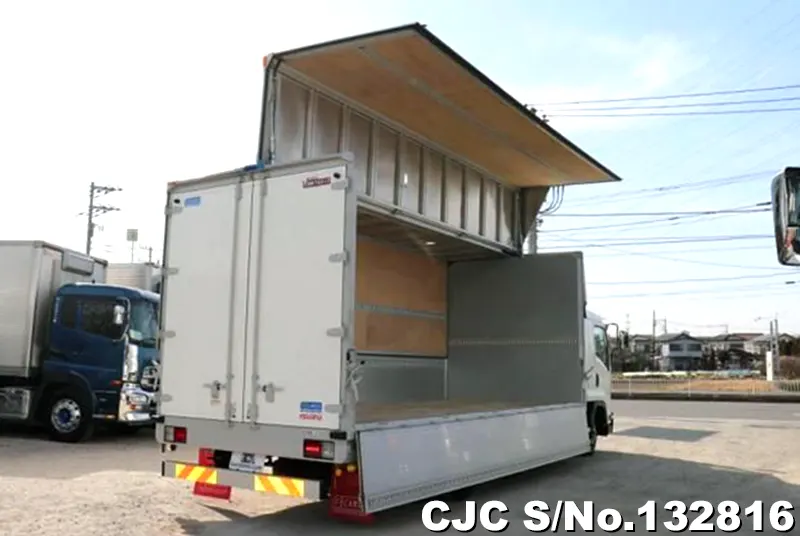 2012 Isuzu / Forward Stock No. 132816