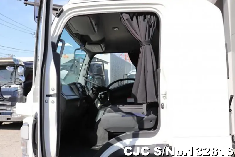 2012 Isuzu / Forward Stock No. 132816