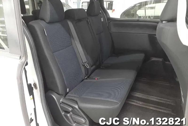 2018 Toyota / Voxy Stock No. 132821