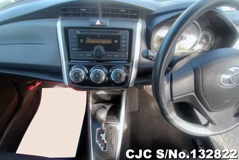 2013 Toyota / Corolla Fielder Stock No. 132822