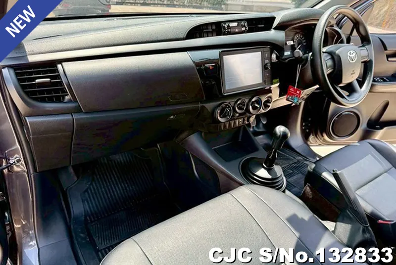 2021 Toyota / Hilux / Revo Stock No. 132833
