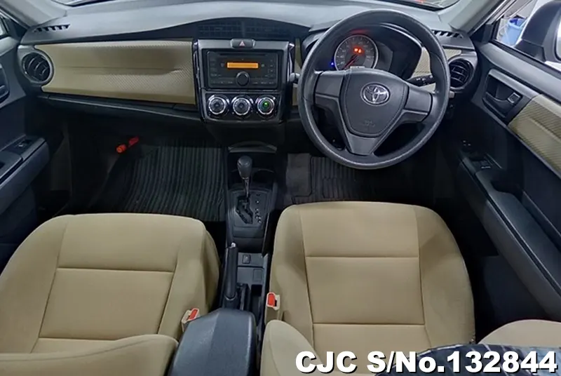 2013 Toyota / Corolla Axio Stock No. 132844