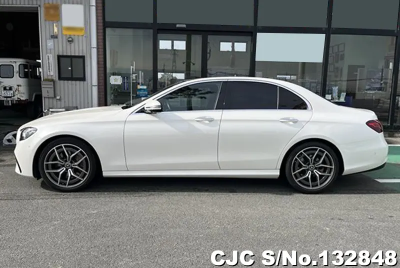 2022 Mercedes Benz / E Class Stock No. 132848